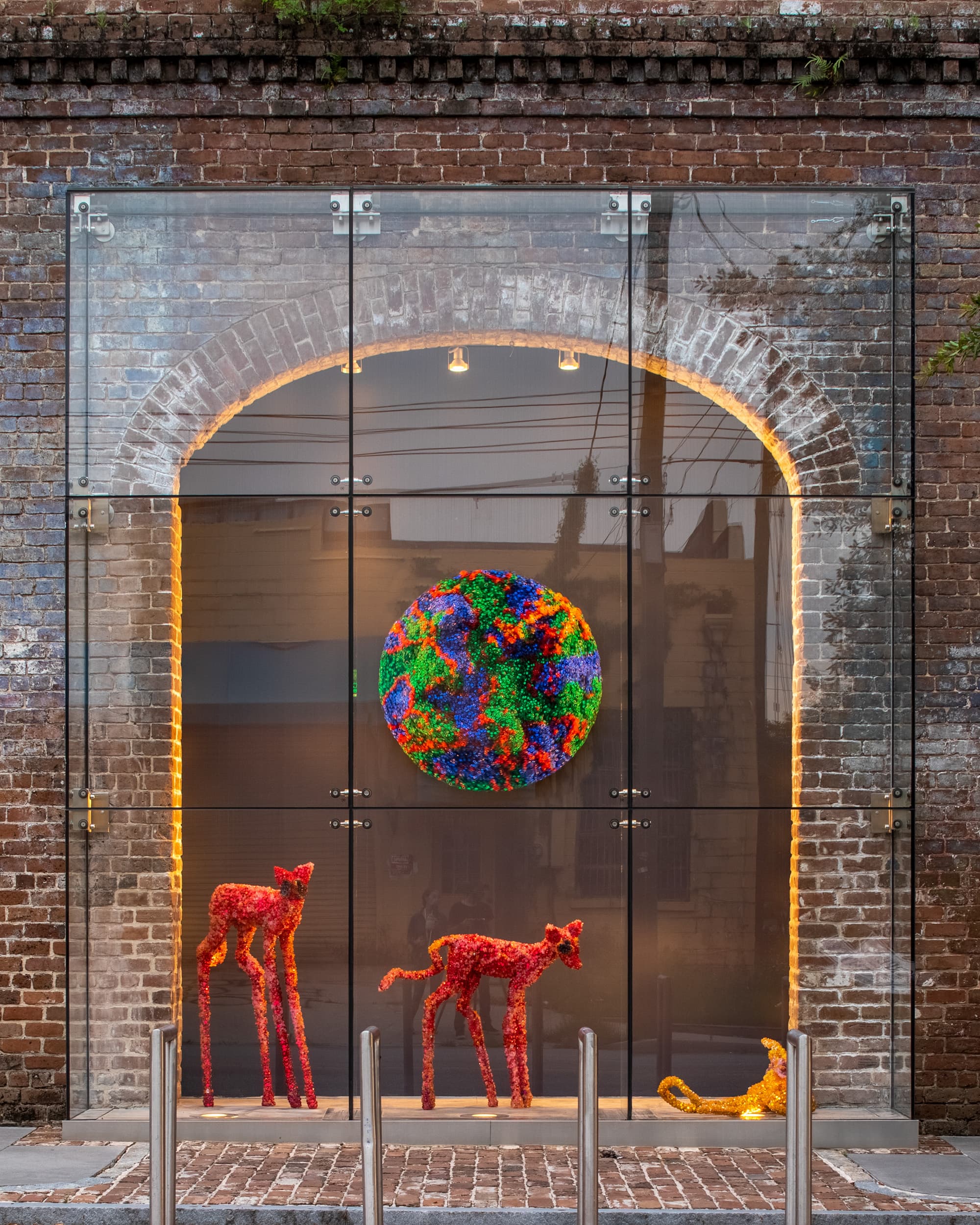 SCAD Savannah – Winter 2020 – deFINE Art – Exhibitions – Raul de Nieves – "Reemerge the Zero Begins Your Life, Eternal is Your Light" – Documentation – Jewel Boxes, SCAD Museum of Art – Photography Courtesy of SCAD — before retouching