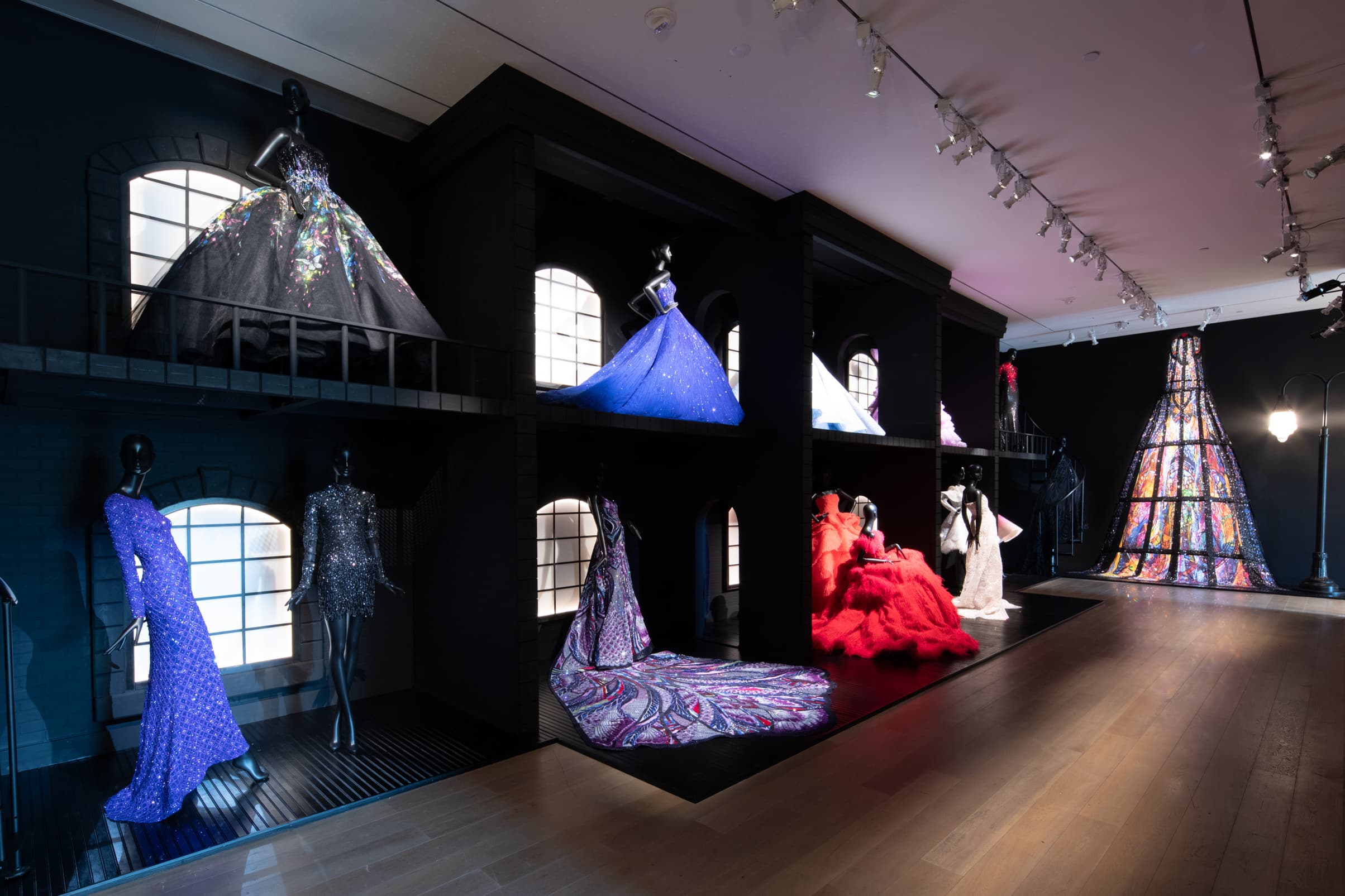 SCAD Savannah – Fall 2019 – Exhibitions – Michael Cinco – "Impalpable Couture" – Teaser Documentation – SCAD Museum of Art – Photography Courtesy of SCAD — before retouching